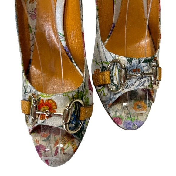 Gucci Satin Horsebit Pumps US 10 White Floral Peep Toe High Heels Buckles - Picture 3 of 12